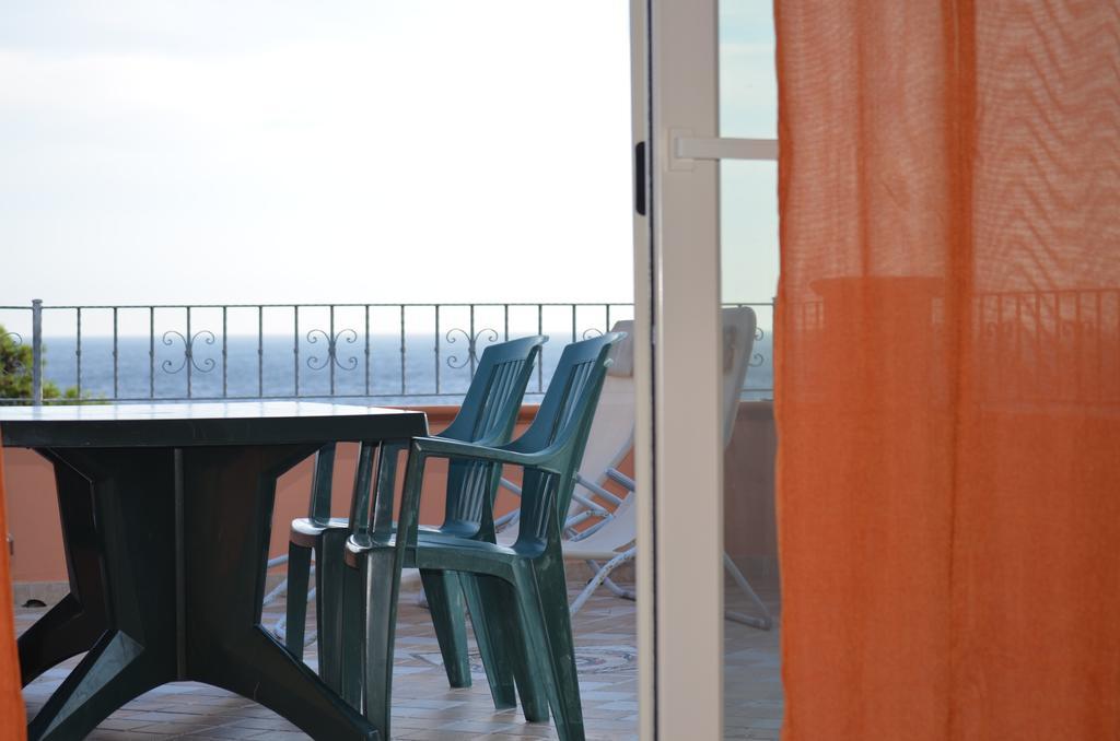 Terrazza Sul Golfo Degli Angeli Villa Capitana Exterior photo
